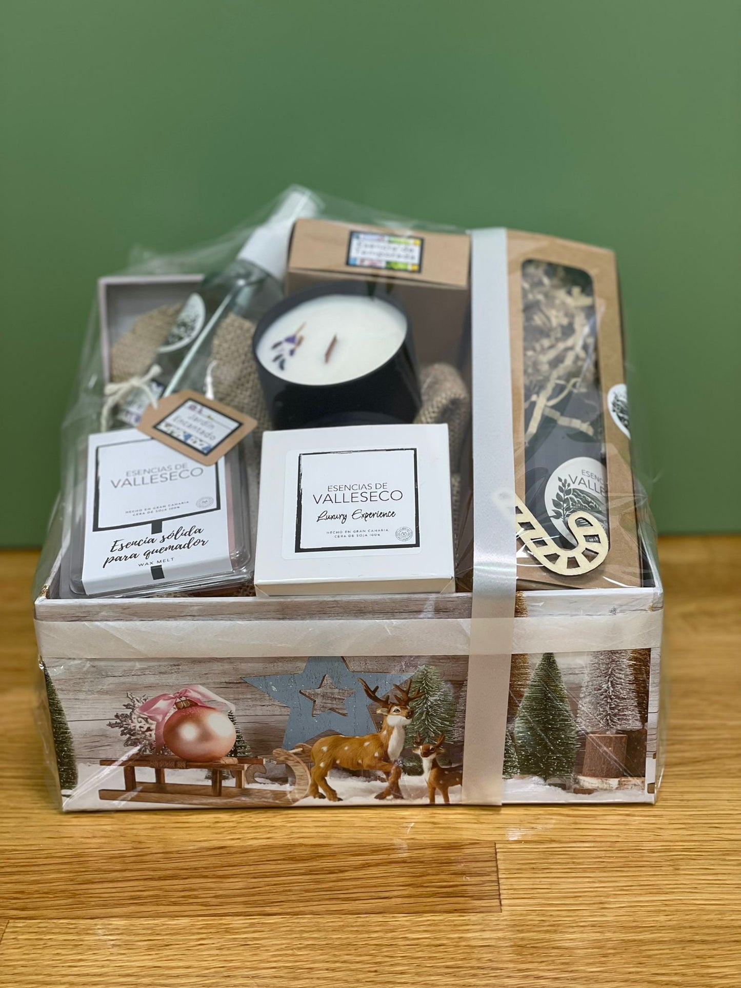 Cesta regalo Esencias de Valleseco - Clínica Médico Estética Piel y limón